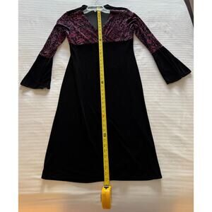 Zutopia Party Dress Women's Floral w/Velvet Never worn See pics for size A+